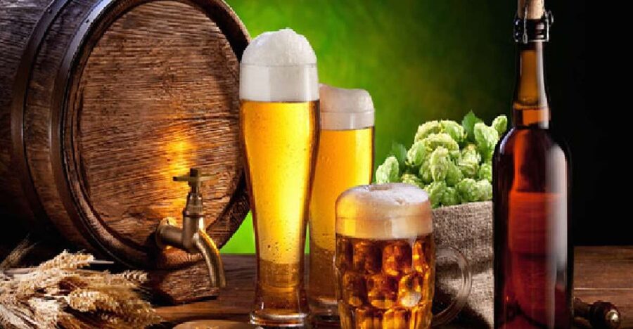 Poznan: City and Brewery Private Walking Tour with Beer - Baroque details and the Franciscan Church