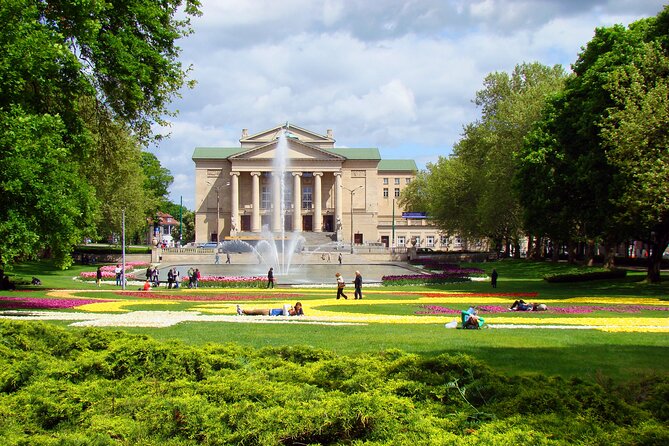 Poznań Experience 2-Hours Guided Walking Tour - Starting at Liberty Square with a useful city overview