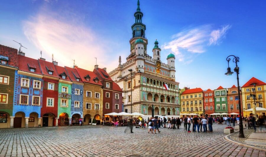 Poznan Private City Walking Tour from Cathedral Island - The Baroque Church and Franciscan Church
