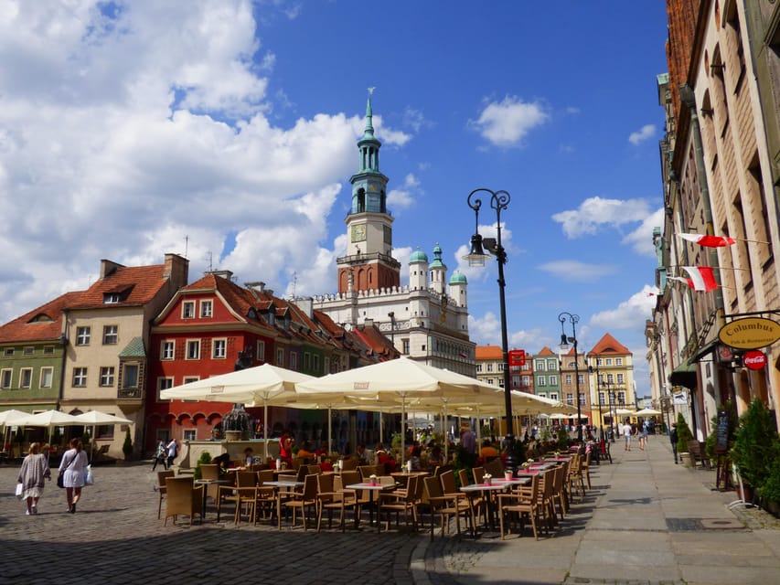Poznań: Private or Public Highlights Tour with a local guide - Old Market Square and the Renaissance Town Hall