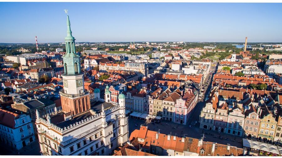 Poznan: Srodka District and Cathedral Island Private Walking - Crossing Bishop Jordan Bridge to Cathedral Island