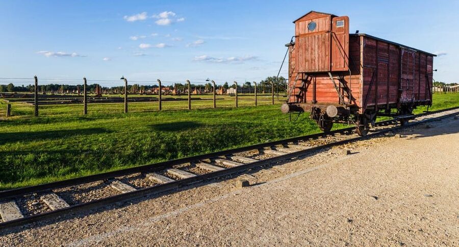 Prague: Tour to Auschwitz Birkenau - Why This Auschwitz Trip From Prague Takes a Full Day