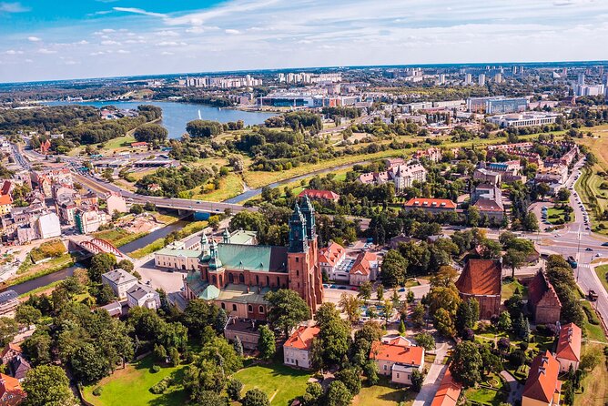 Private 3-hour Poznan Old Town Tour - What the private format is worth