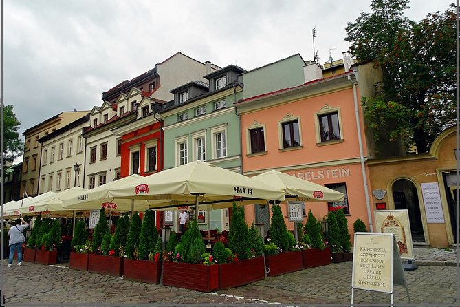 Private 3-hours Walking Tour of Krakow with official tour guide - Guide style and the value of personal attention