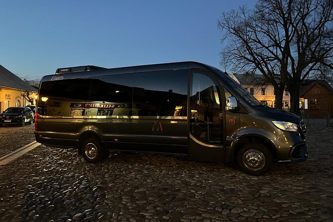 Private Airport Transfer from/to Krakow Balice Airport - Who should book this Krakow transfer?