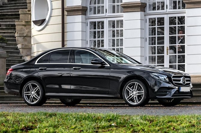 Private Airport Transfer (GDN) to City Center Gdansk (1-3 PAX) - The ride itself and the first glimpse of Gdansk