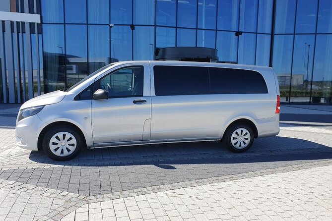 Private Airport Transfer Poznań MINIVAN Vito or Similar - Leaving your hotel for the airport