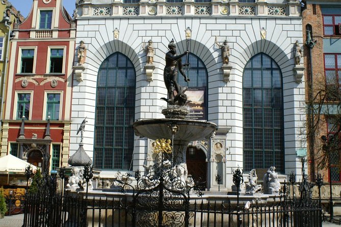 Private guide-driver & van services in Poland & Central Europe - A Southern Poland Day: Wieliczka, Auschwitz, and Wadowice