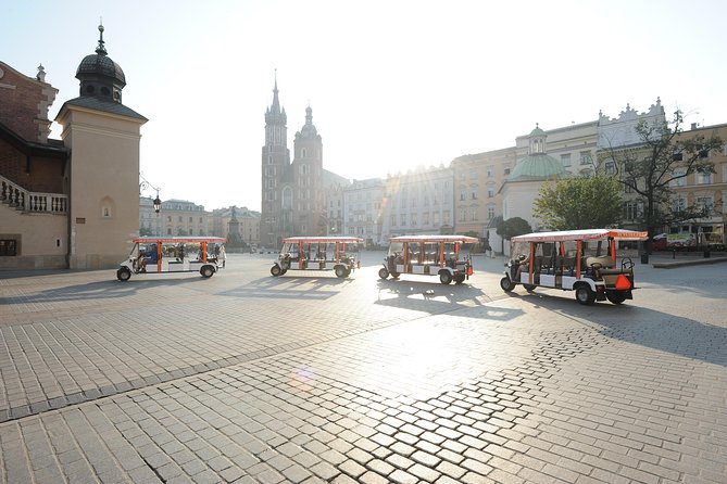 Private Krakow sightseeing by golf cart - Kazimierz brings Krakow’s layered past into view