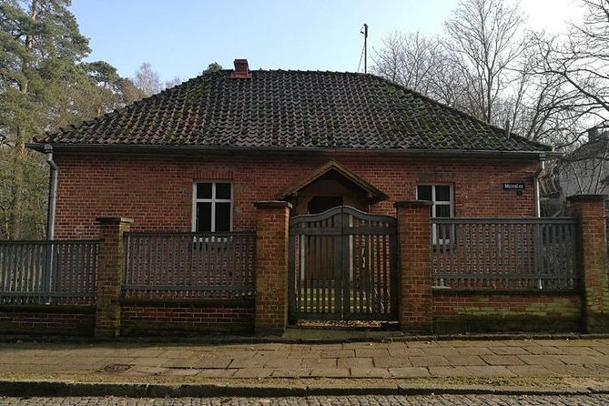 Private Roundtrip Transfer to Stutthof Concentration Camp 4h - Reaching Muzeum Stutthof w Sztutowie