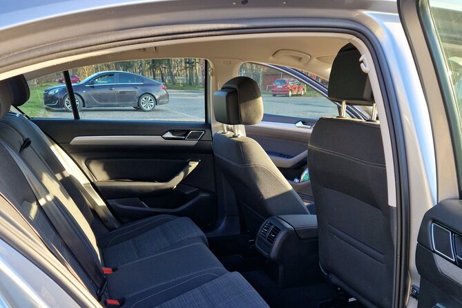 Private Taxi from or to the Krakow Airport - Operating hours and booking timing