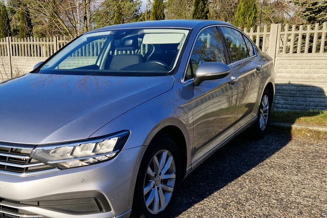 Private Taxi from or to the Krakow Airport - The roughly 35-minute ride into Krakow