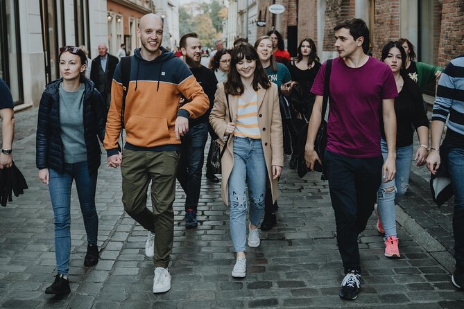 Private Tour of Krakow Old Town and Jewish Quarter in one walk - Szeroka Street and the difficult history of Kazimierz