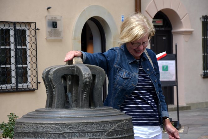 Private Tour: Warsaw City Sightseeing by Retro Fiat - Praga: the eastern side many visitors miss