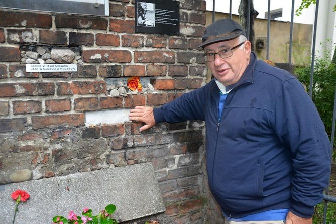Private Tour: Warsaw's Jewish Heritage by Retro Fiat - POLIN Museum and the value of adding more time