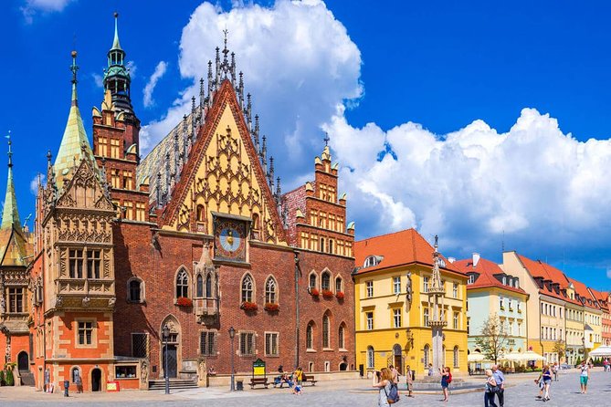 Private Transfer from Gdansk (GDN) Airport to Gdansk city - Meet-and-Greet Details That Matter