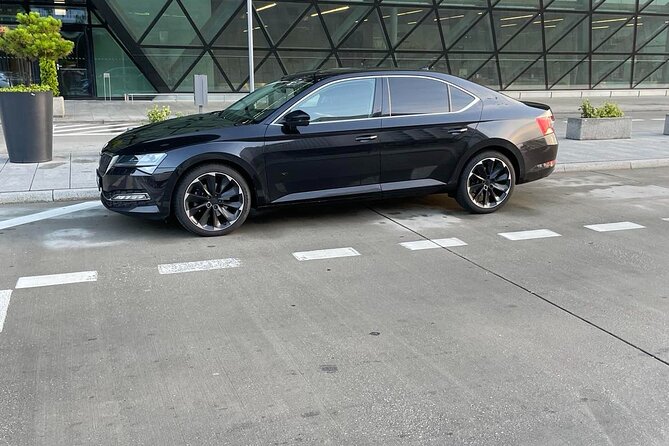 Private Transfer from/to Krakow Airport - The 20 to 50 minute ride into Krakow