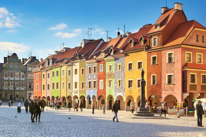 Private walking city tour in Poznan - Old Market Square and the famous clock goats