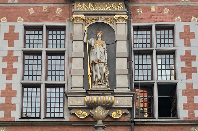 Private Walking Tour of Old Gdańsk with an architect-guide - Great Armoury shows off Renaissance Gdańsk