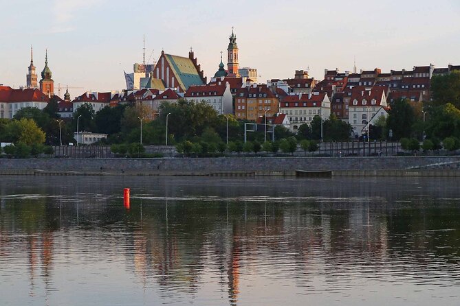 Rental of Motorboat for 5 on Vistula in Warsaw no Licenses Needed - Key points before you cast off