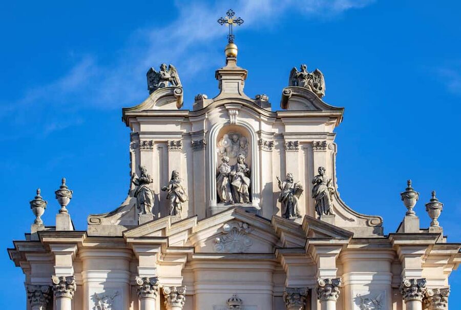 ROYAL & COMMUNIST WARSAW walking tour in English - Adam Mickiewicz and the power of Polish symbols