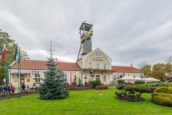 Salt Mine Guided Tour from Krakow (hotel pick up) - The three-hour underground route