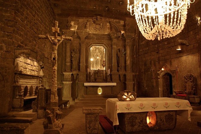 Salt Mine in Wieliczka Guided Tour private chauffeur from Krakow - Entering the mine and joining the guided route