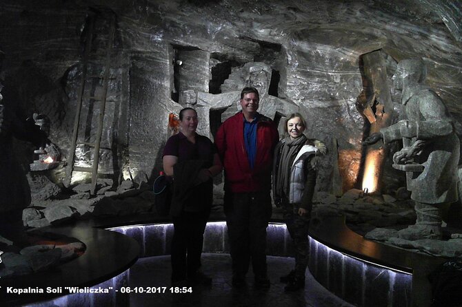 Salt Mine Wieliczka Round-Trip Private VIP Transport from Krakow - The 40-minute ride to Wieliczka