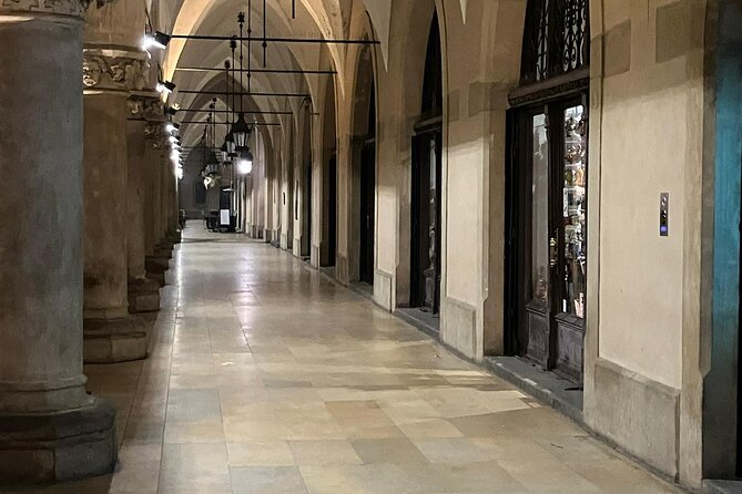 Scary Stories of Kraków - Why the private format changes the value