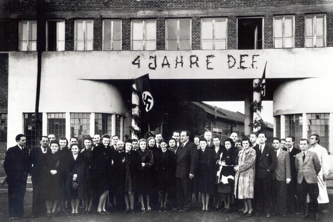 Schindler's Factory Private Guided Tour in English - What this private Krakow tour actually covers