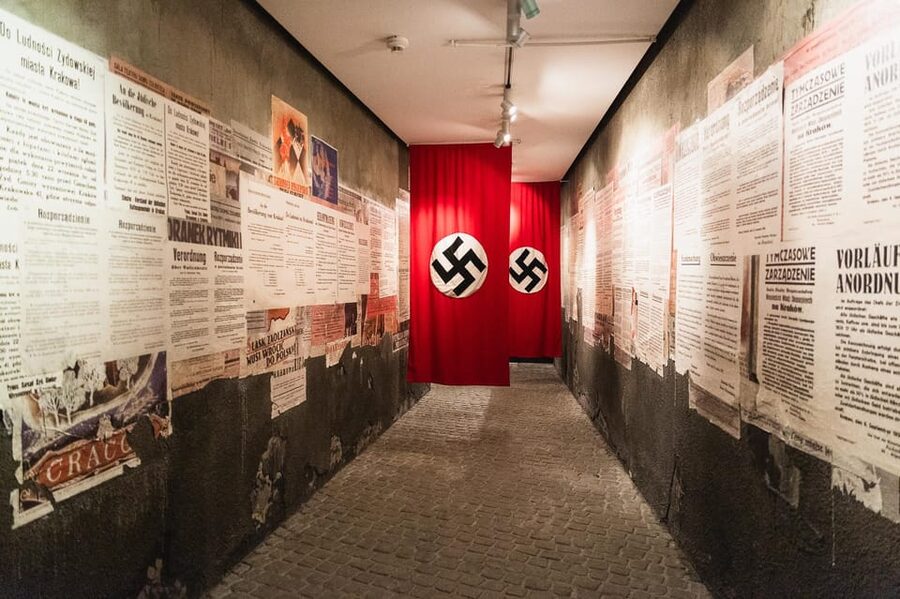 Schindler's Factory Skip-the-line Guided Tour with Options - Entering the museum with skip-the-line access