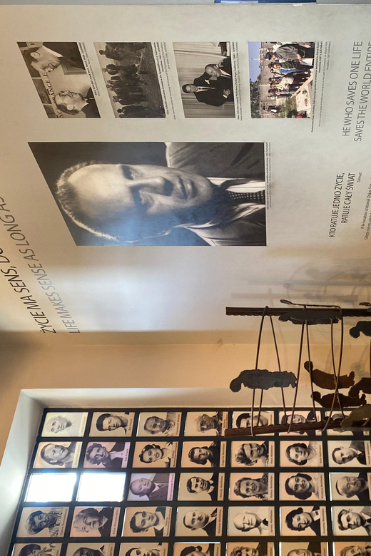 Schindler's List Movie Tour: Historic Sites & Film Location - Key points to know before you book