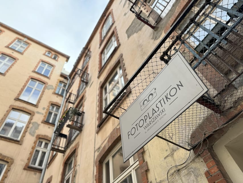 Secrets of Warsaw 4-hour Bike Tour - From communist landmarks to Otwarty Jazdów