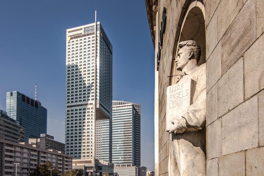 Secrets of Warsaw 4-hour Bike Tour - Entering Praga through Brzeska and Port Praski