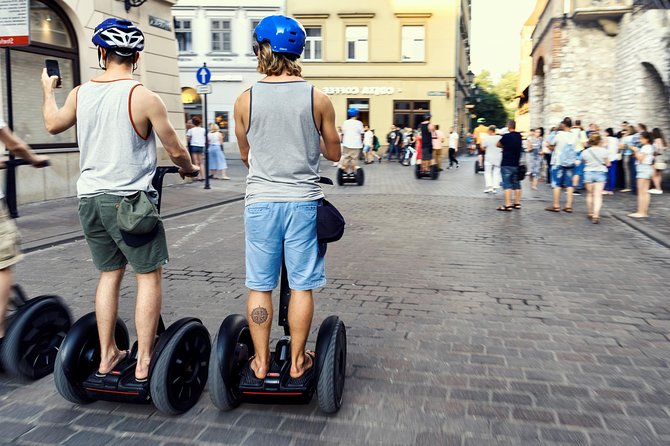 Segway Tour Gdańsk: Full Tour (Old Town + Shipyard) 3-Hour - The guide can make or break the afternoon