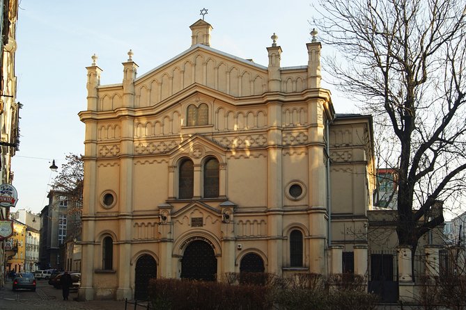 Skip-the-line Galicia Jewish Museum Private Tour in Krakow - Tempel Synagogue and its decorated interior