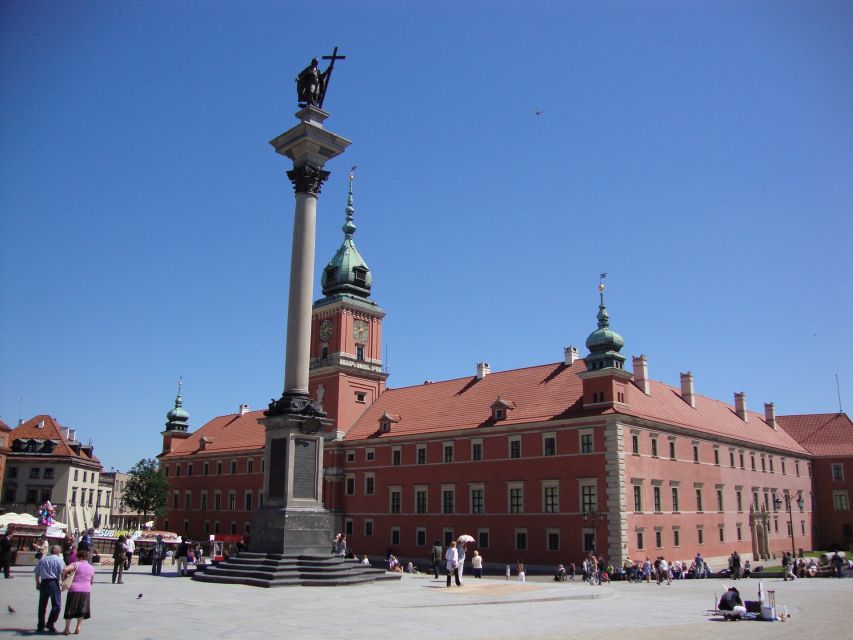 Skip-the-Line Warsaw Royal Castle Private Guided Tour - The three-hour option adds Warsaw’s Old Town