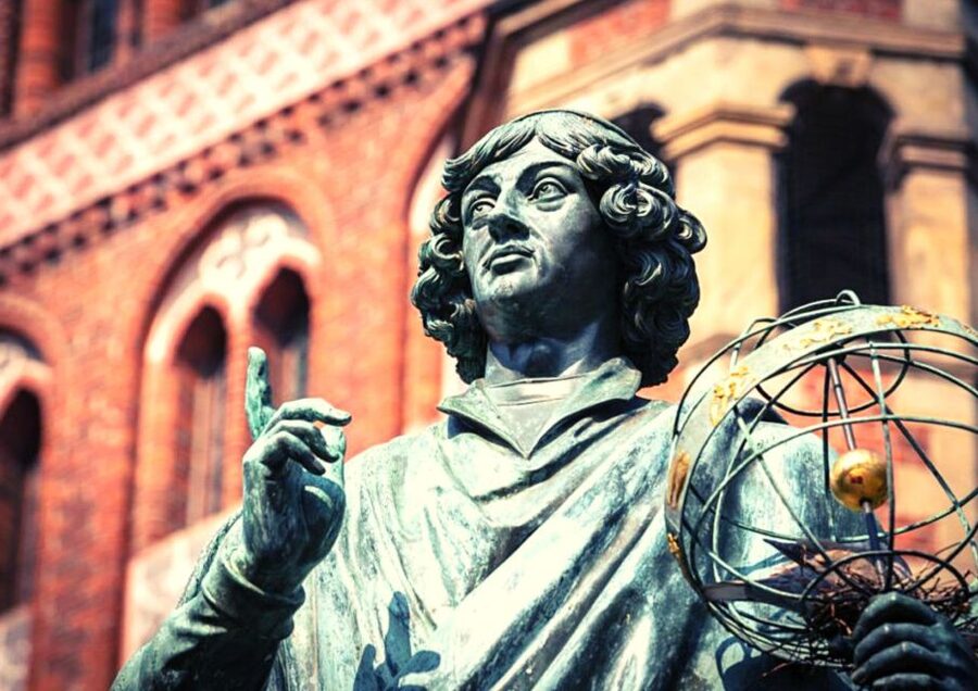 Small-Group Tour from Warsaw to Torun with Lunch - What the $351 price really includes