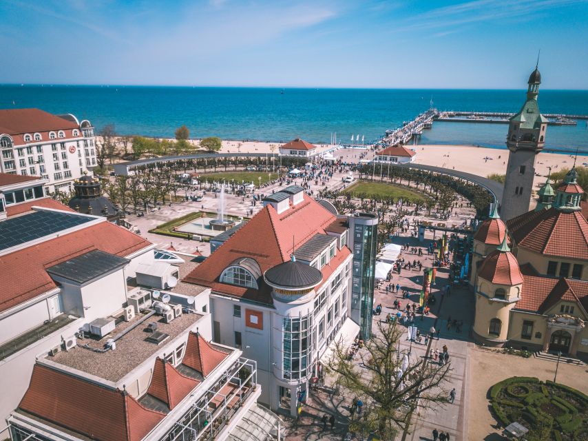 Sopot: 3-Hour Guided Bike Tour - From Sopot Molo Toward the Baltic Shore