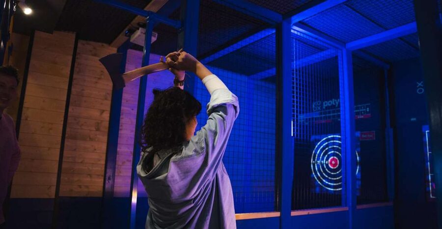 Sopot: Ax throwing tournament - Why the ax throwing works for mixed groups