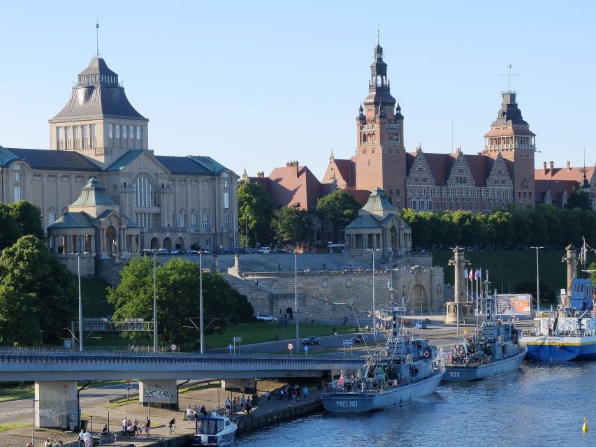 Szczecin: Old Town Highlights Private Walking Tour - Key points to know before booking