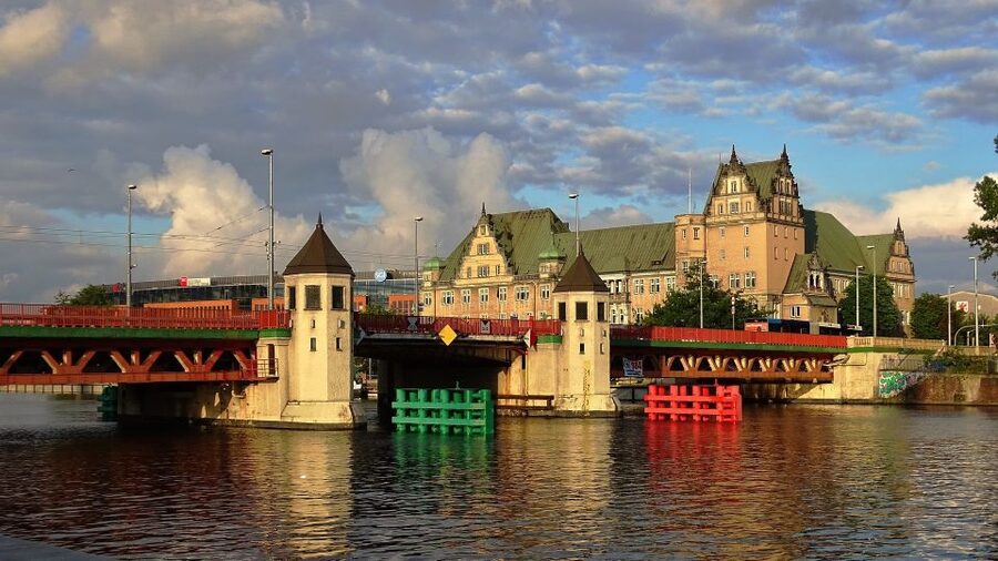 Szczecin: Old Town Highlights Private Walking Tour - The Pomeranian Dukes’ Castle on the 3-hour route