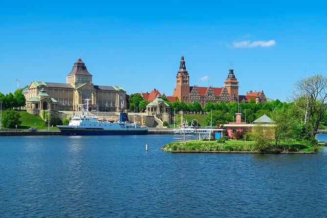Szczecin Walking Tour: Explore Top Sights & Hidden Gems - Lastadia, the Oder River, and Szczecin’s maritime side