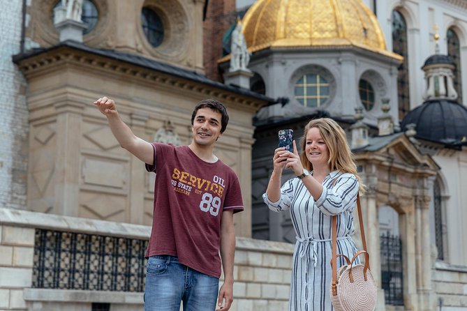 The Heart of Krakow: Old Town & Wawel Castle Private Tour - Who will get the most from this private tour