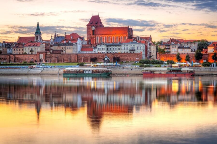 Torun: Family-Friendly Historical Walking Tour - Torun’s medieval center and European town square