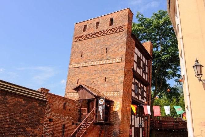Torun Living Museum of Gingerbread and Old Town Private Walking Tour - Choosing between the two-hour and three-hour versions