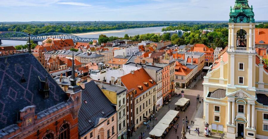 Torun: Private Walking Tour of a Medieval Town - What the guides add to the experience