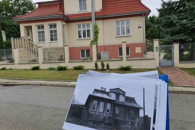 TOUR AL CAMPO DE CONCENTRACIÓN DE PLASZOW. El campo de la Lista de Schindlert. - Cemetery ruins and memorials to the victims