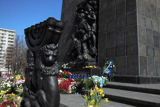Tour of the Warsaw Ghetto - Próżna and Waliców: fragments of a destroyed district