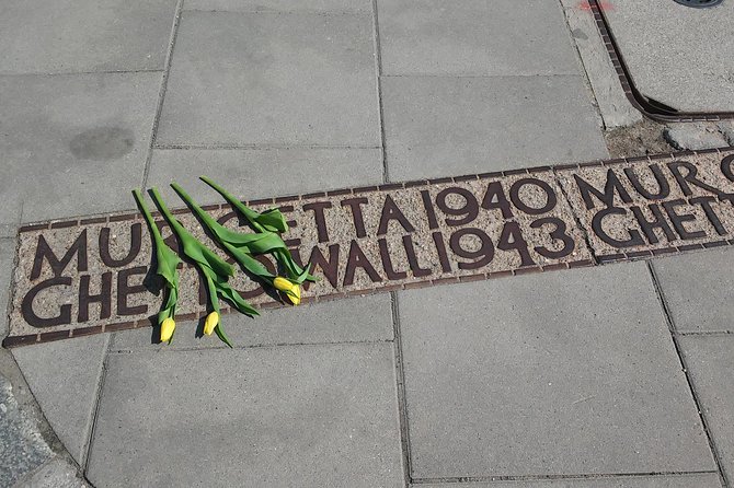 Tour of the Warsaw Ghetto - POLIN, the ghetto uprising, and Willy Brandt